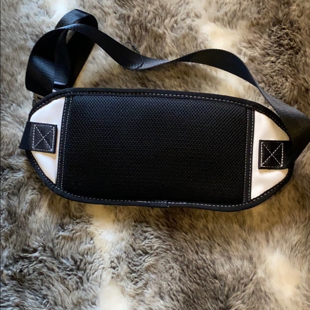 Bag - Picture 2 of 3